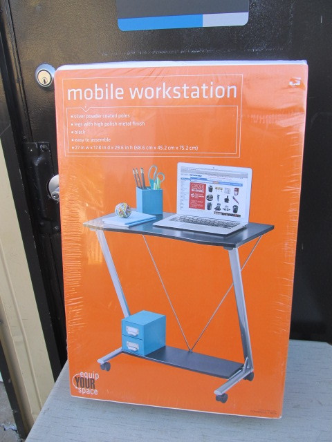 lot 119 image: NEW Mobile Workspace Desk