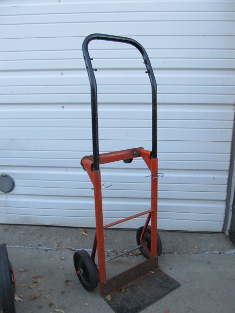 lot 125 image: Rolling Metal 2 Wheel DollyCart