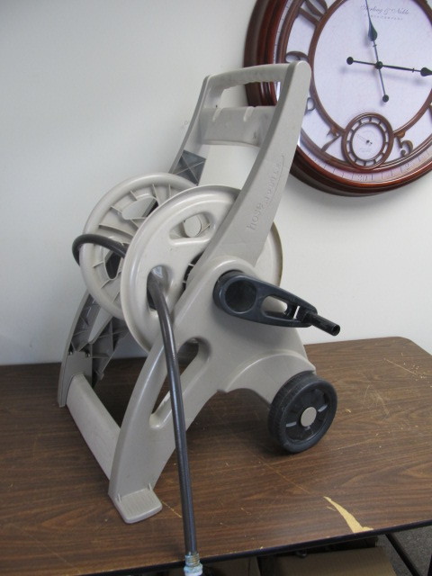lot 167 image: Large Portable Hose Reel
