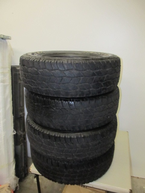 lot 192 image: Nice Set of 4 COOPER Discover AT3 Tires