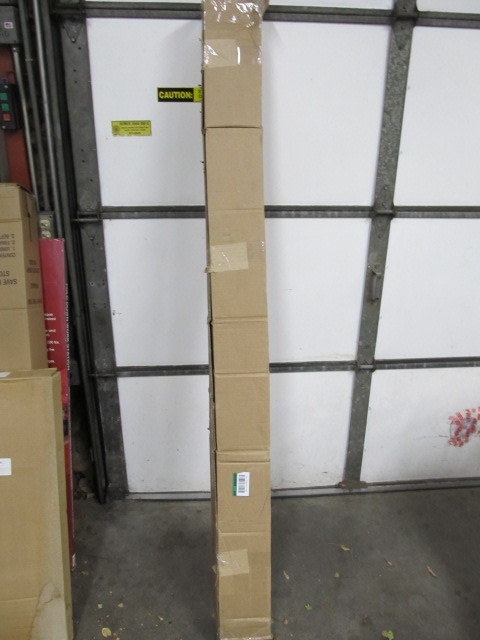 lot 198 image: BRAND NEW Large Patio Umbrella 