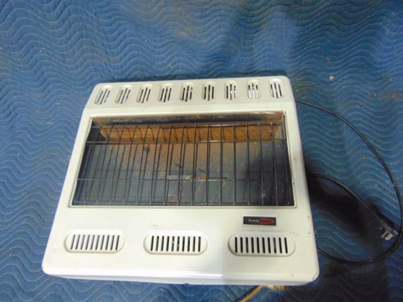 lot 10 image: Reddy Heater 30,000 BTU Unvented Heater
