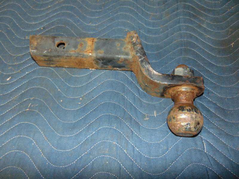 lot 12 image: Receiver Hitch with 2-516 Ball