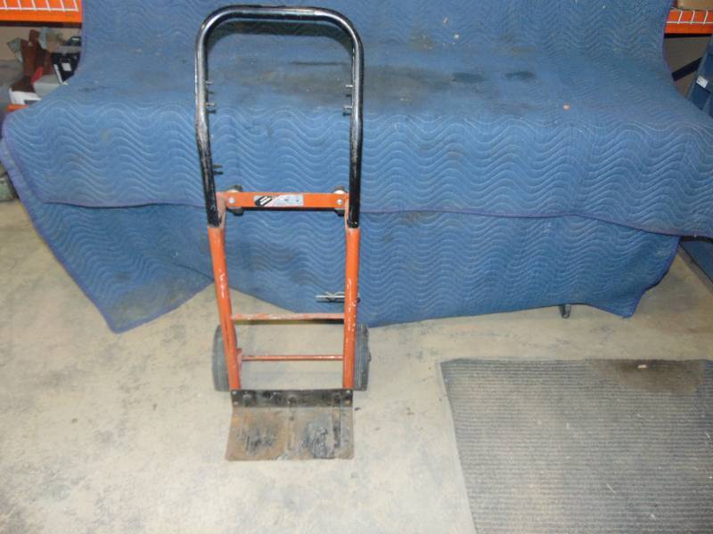lot 44 image: Utility Dolly