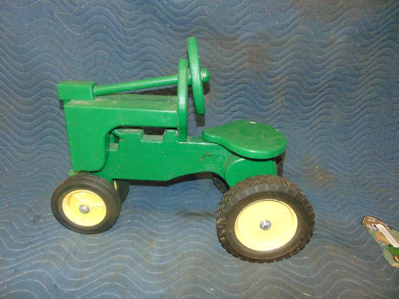 lot 57 image: Wooden Toy Tractor and John Deere Thermoter