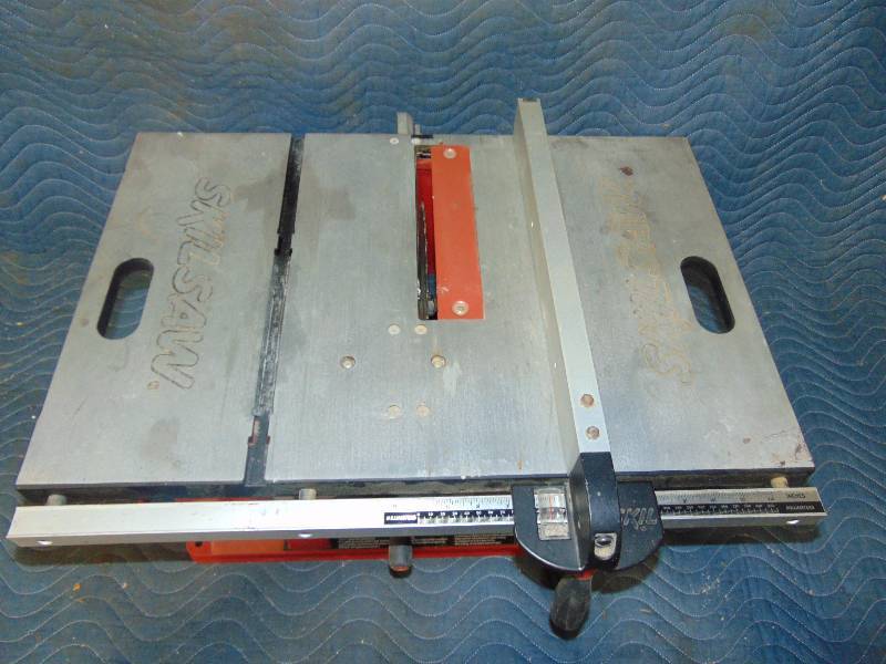 lot 65 image: 10 Skilsaw Table Saw