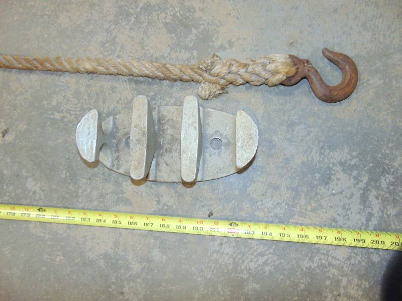 lot 110 image: Large Rope Tie Off and Rope with Hooks