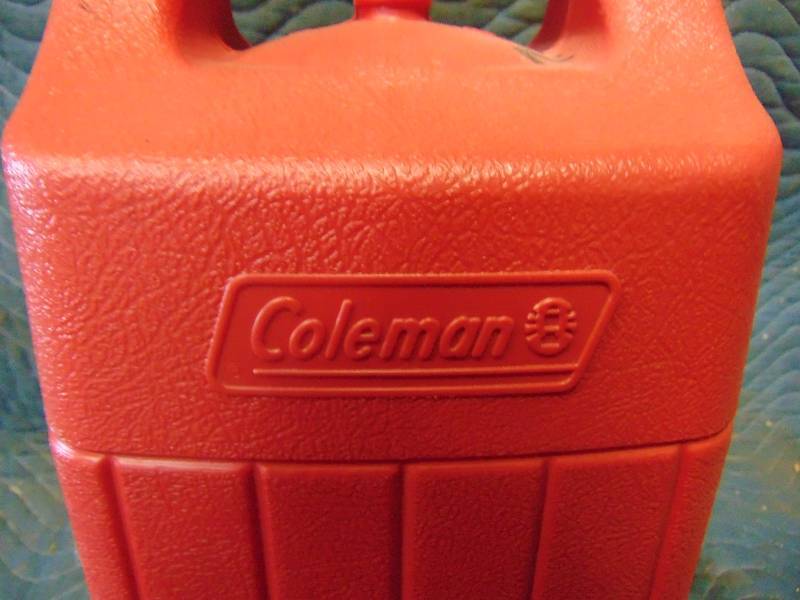 lot 147 image: Coleman Lantern