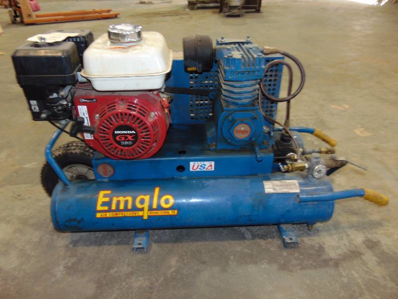 lot 149 image: Emglo Portable Air Compressor