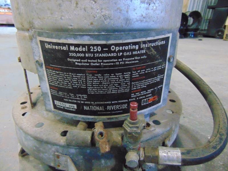 lot 154 image: Convection Style Heater