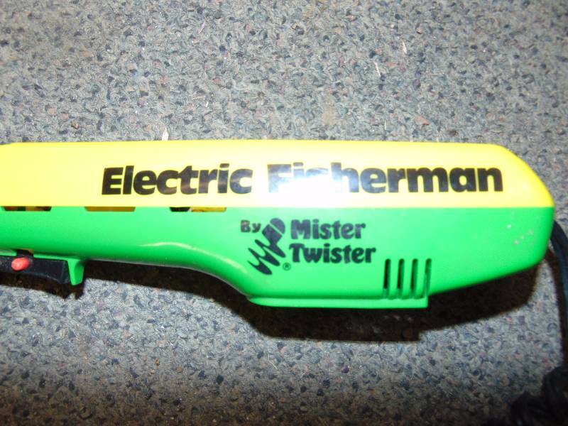 lot 165 image: Electric Fisherman Fillet Knife