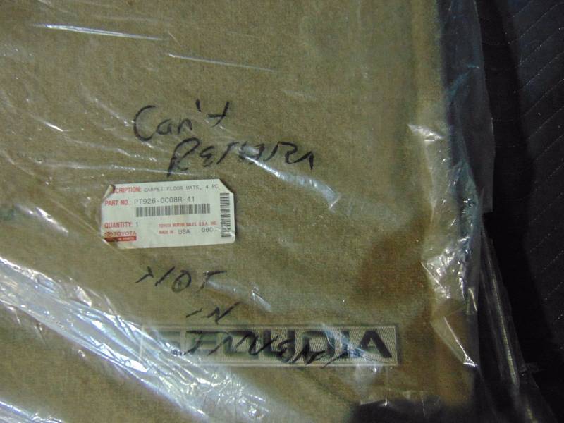 lot 178 image: Toyota Floor Mats