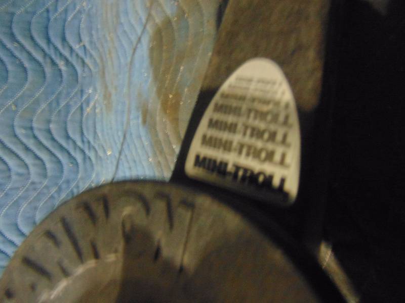 lot 181 image: Cannon Down Rigger Mini Troll with Flash Weight and Line Release