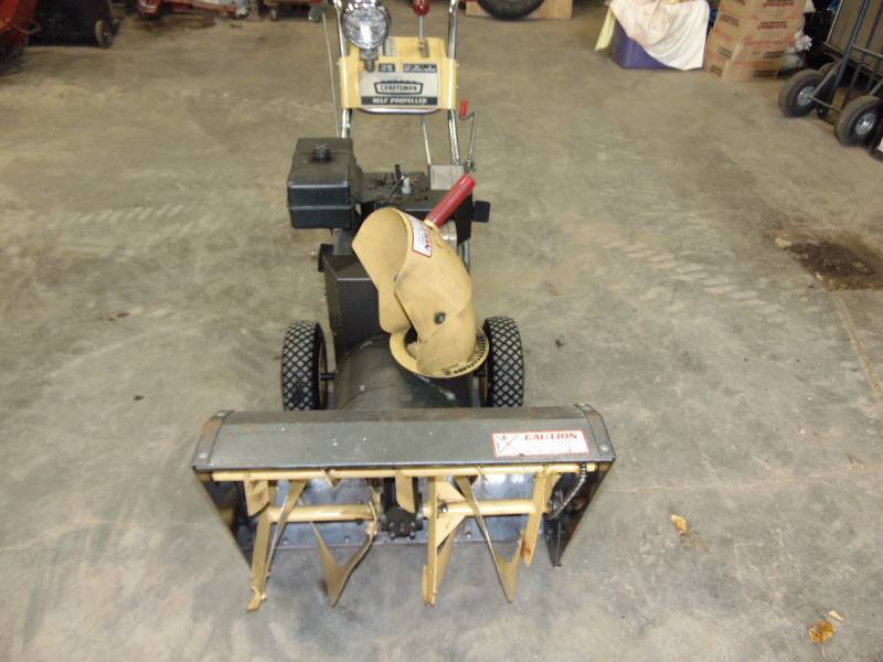 lot 191 image: Craftsman Self Propelled Snow Blower