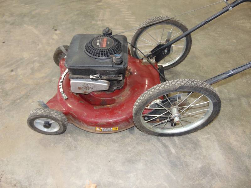 lot 192 image: MTD Lawnflite Push Lawnmower