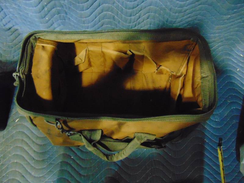 lot 202 image: Tool Bag