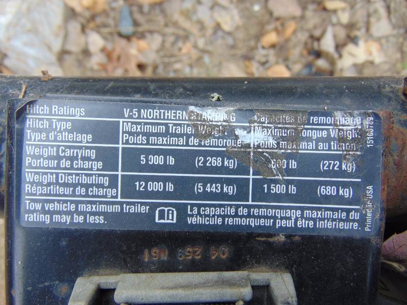 lot 204 image: Chevrolet Receiver Hitch