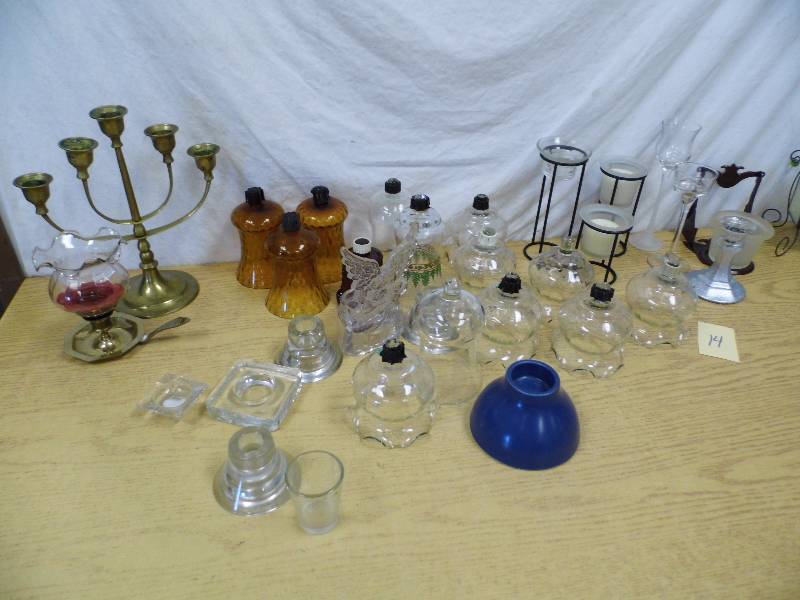 lot 14 image: Candle Holders