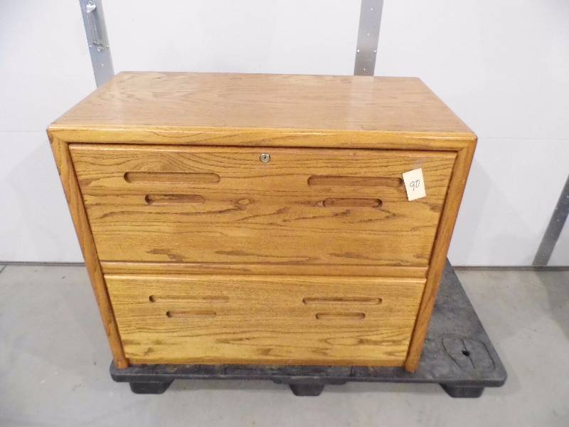 lot 90 image: Wooden Latteral File Cabinet