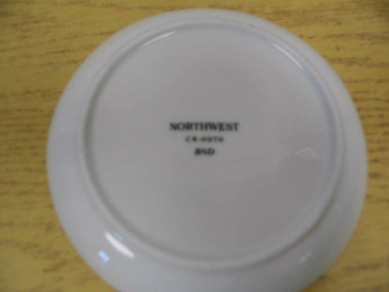 lot 5 image: 2 Cases of 48 Each Case Plates