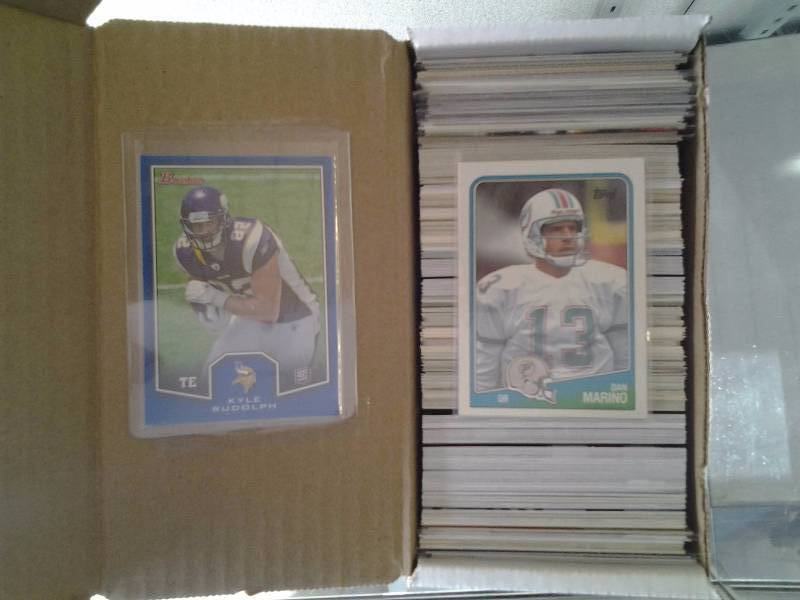 350 Football Cards All Stars, Rookies, Vikings