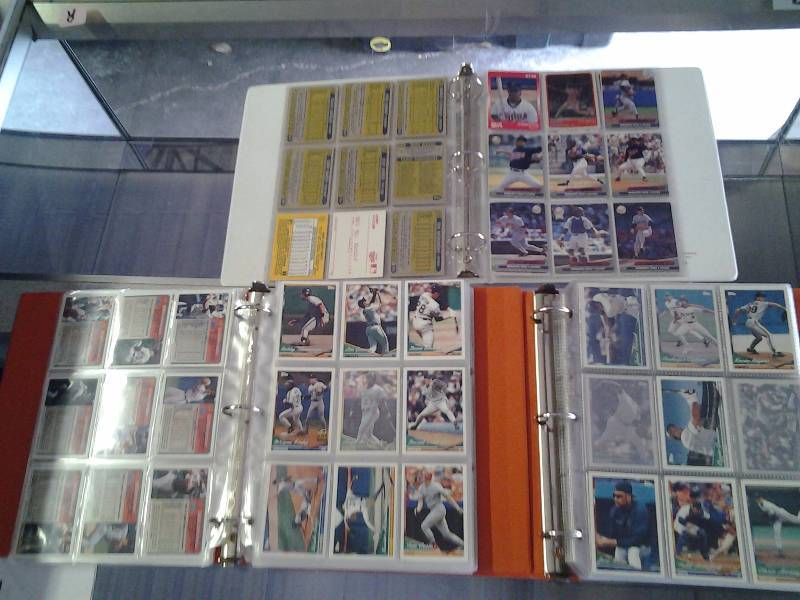 2-Books Of Partial 1994 Topps, 1-Book Assorted Twins