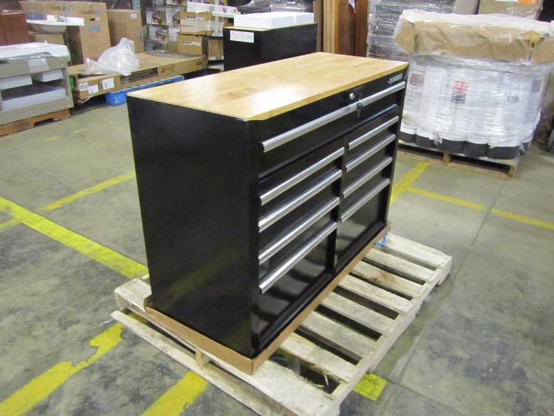 lot 6 image: Husky 46 in. 9-Drawer Mobile Workbench