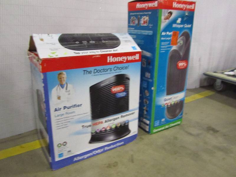 lot 28 image: Honeywell QuietClean Air Purifier & Honeywell True HEPA 310 sq. ft. Allergen Remover Air Purifier