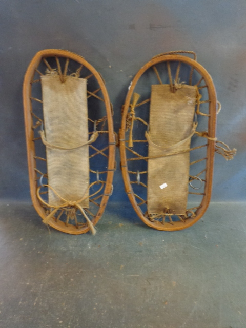 lot 28 image: Vintage Snowshoes