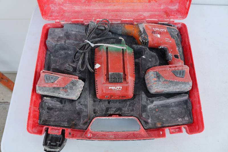 lot 40 image: Hilti Screw Gun