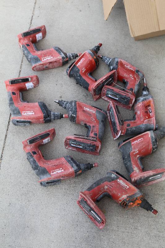 lot 50 image: Hilti Cordless Drywall Screwguns