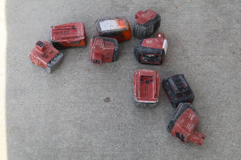 lot 54 image: Hilti Batteries