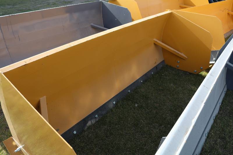 lot 60 image: Skid Steer Snow Pusher