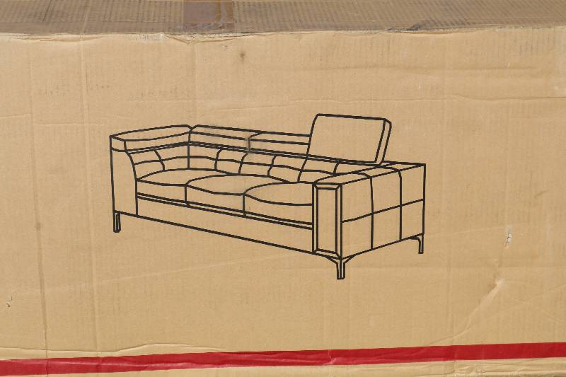 lot 94 image: Loveseat Wedge