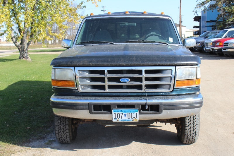 lot 1912 image: 1996 Ford F250 4x4 Crew Cab - 7.3 POWERSTROKE Diesel