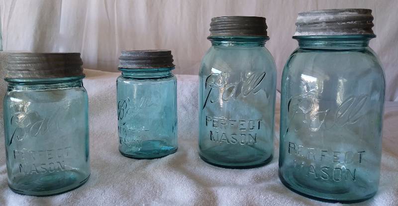 lot 8 image: Antique Ball Perfect & Atlas Mason Jars with Lids