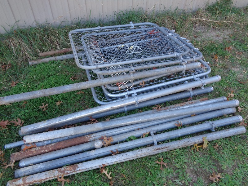 lot 58 image: Galvanized Fence Posts and Gates