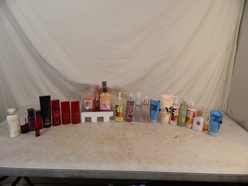 lot 134 image: Victorias Secret and Bath and Body Works