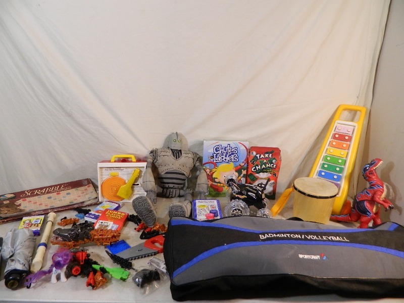 lot 163 image: Games and Toys