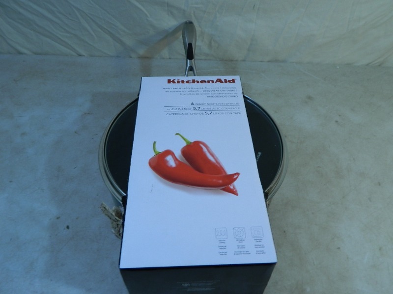lot 44 image: New KitchenAid Pan