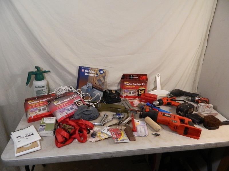 lot 124 image: Power Tools, Hand Tools, Hardware, Etc