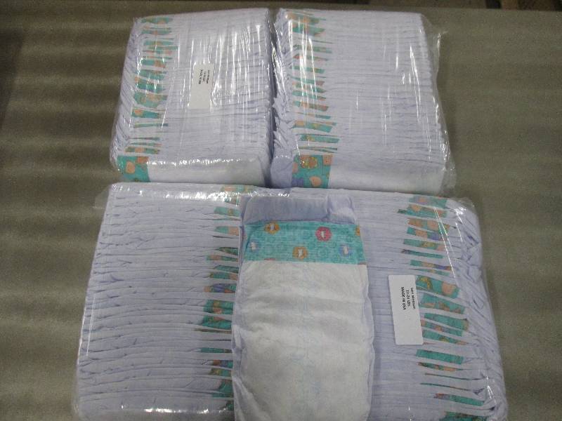2 Packs of 50 each Disposable Diape...
