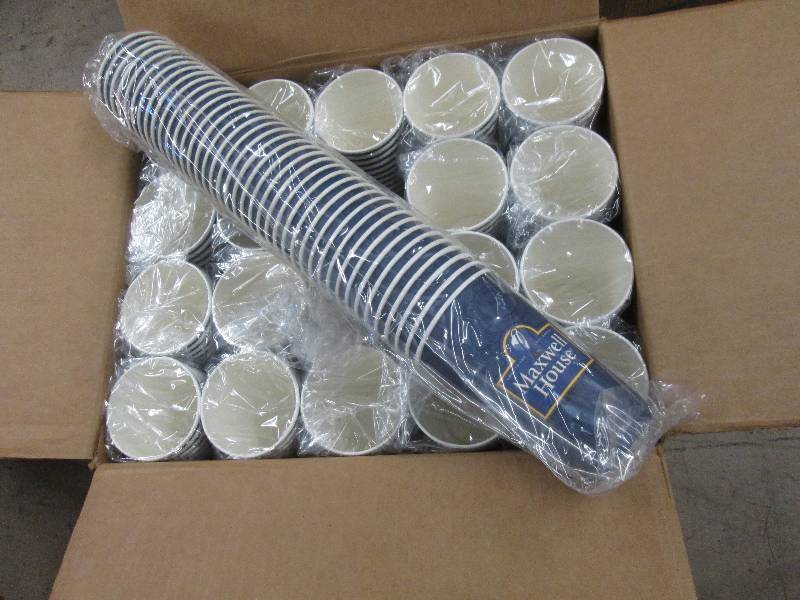 1.5 Cases of 800- 20 oz Hot Beverag...