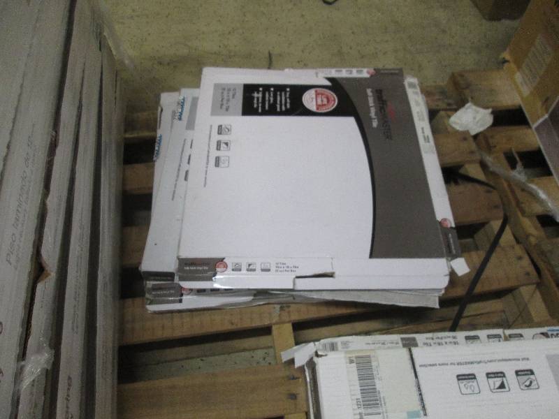 3 Cases Traffic Master Light Grey 1...