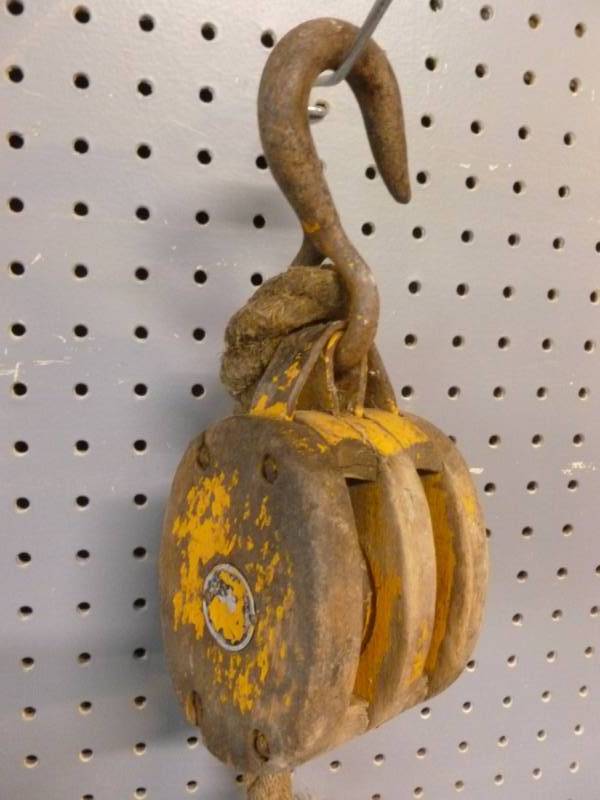 lot 44 image: Vintage Pulley