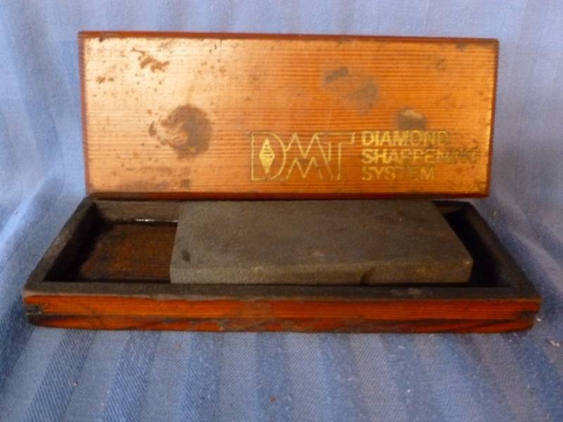 lot 50 image: Vintage Sharpening Stone