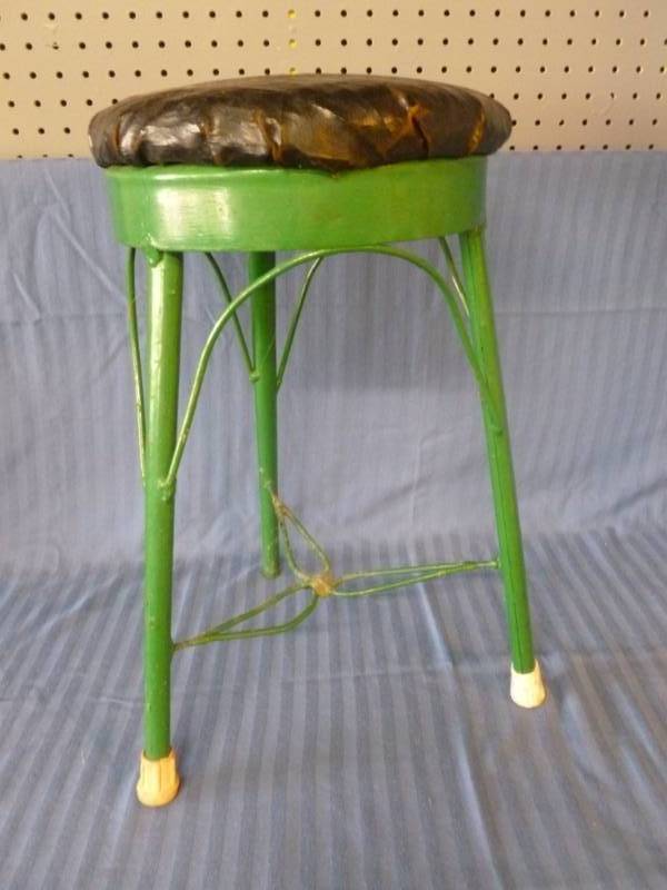 lot 62 image: Vintage Stool