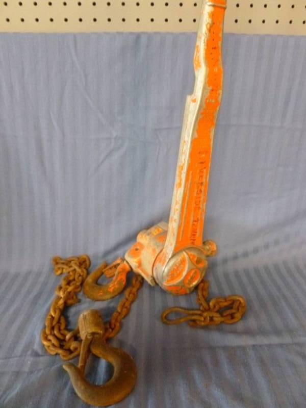 lot 78 image: Chain Hoist