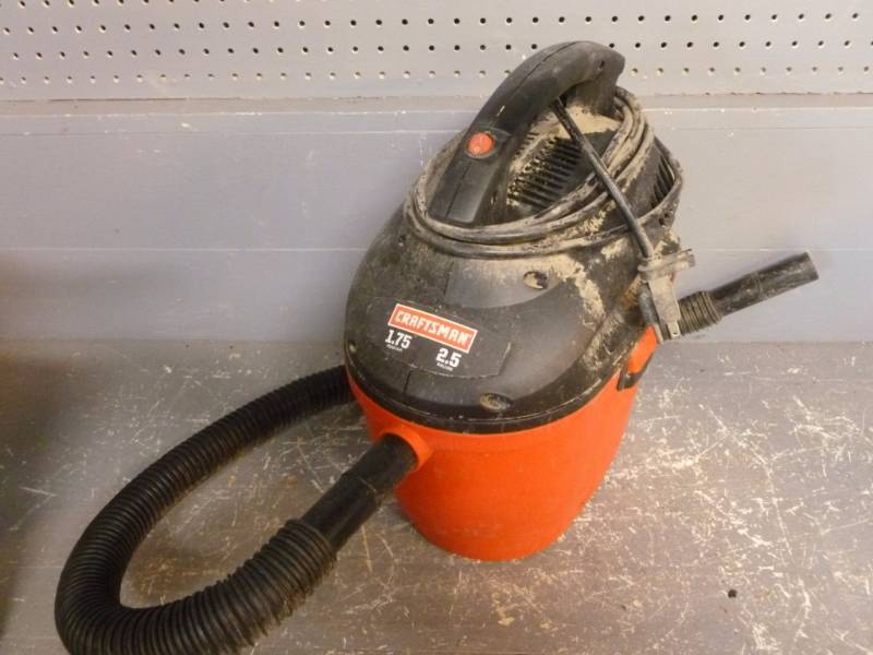 lot 81 image: Shop Vac