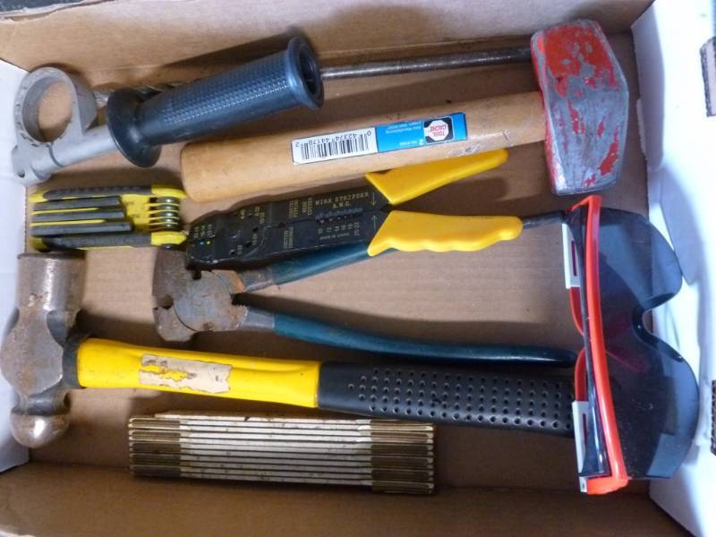 lot 92 image: Tools